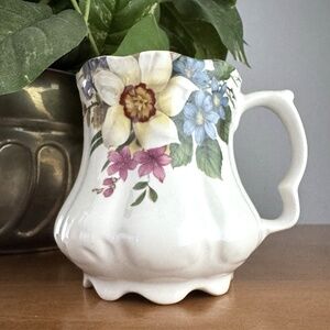 New! Crownford Giftware Made in England Tea Cup Coffee Mug Floral Cottage Chic